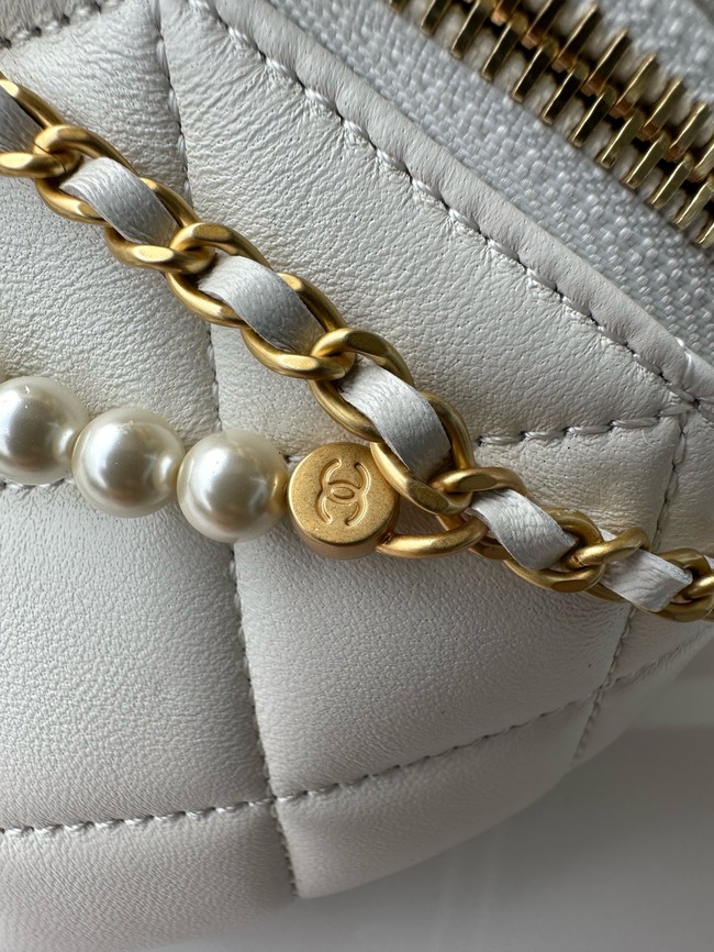 Chanel WAIST BAG AS4991 White