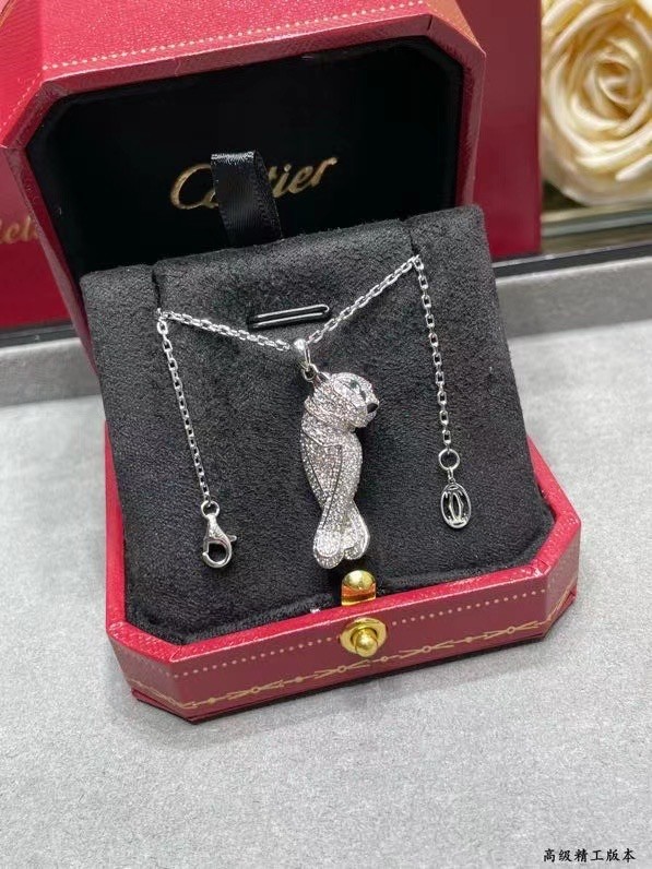 Cartier necklace CE15365