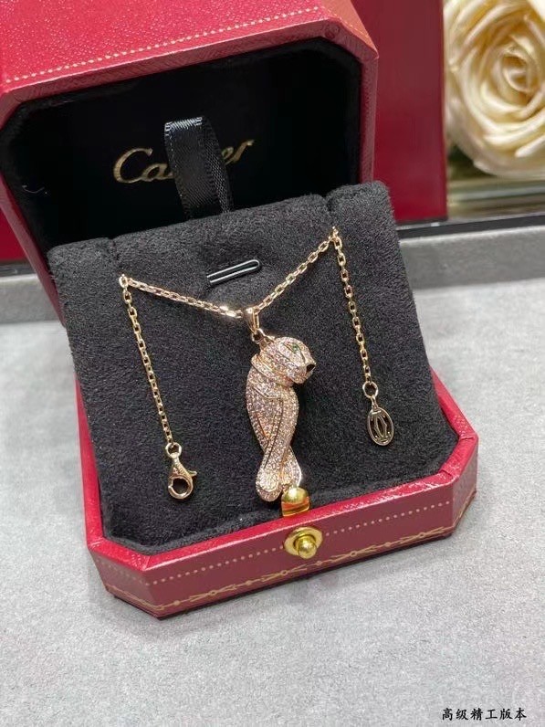 Cartier necklace CE15365