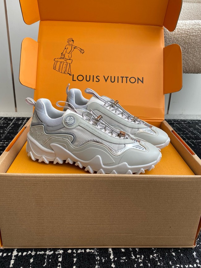 Louis Vuitton Sneakers 55301-3