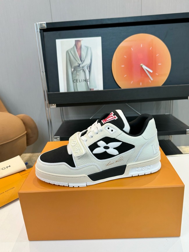 Louis Vuitton Sneakers 55307-1