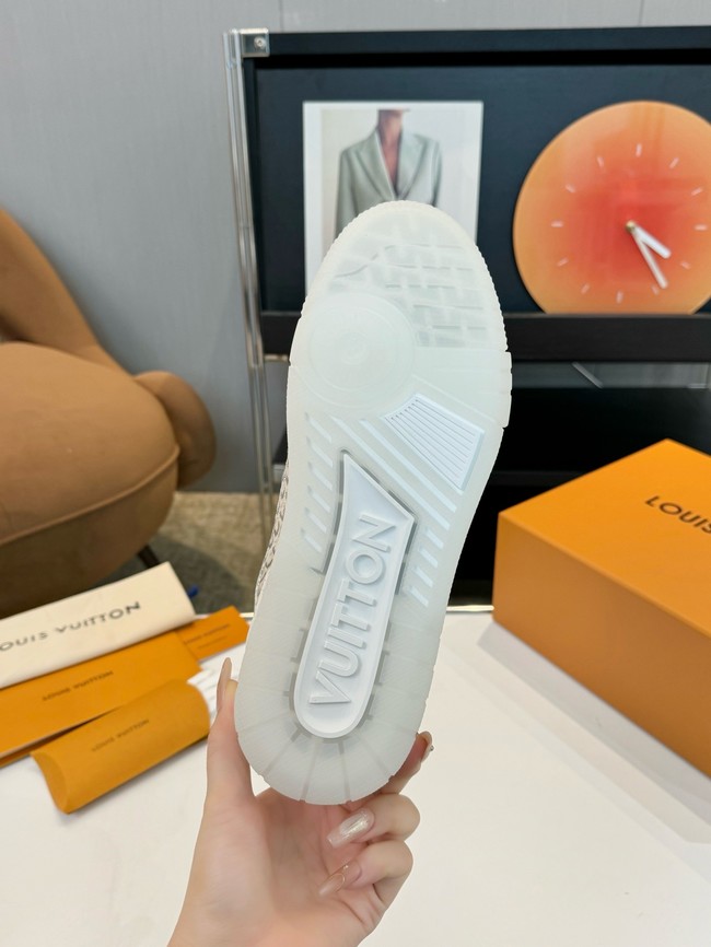 Louis Vuitton Sneakers 55307-4