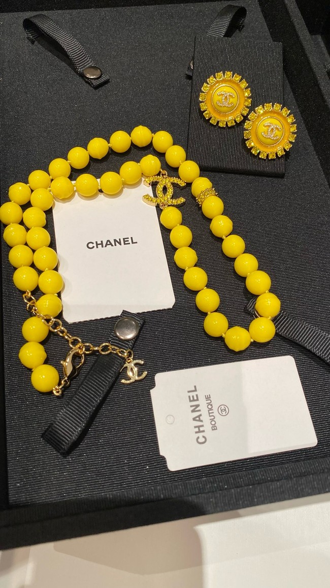 Chanel necklace CE15429