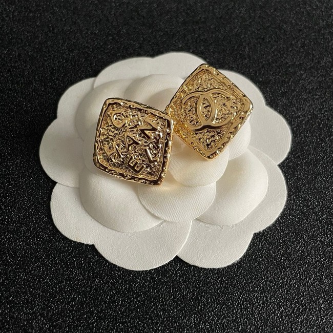 Chanel Earrings CE15437