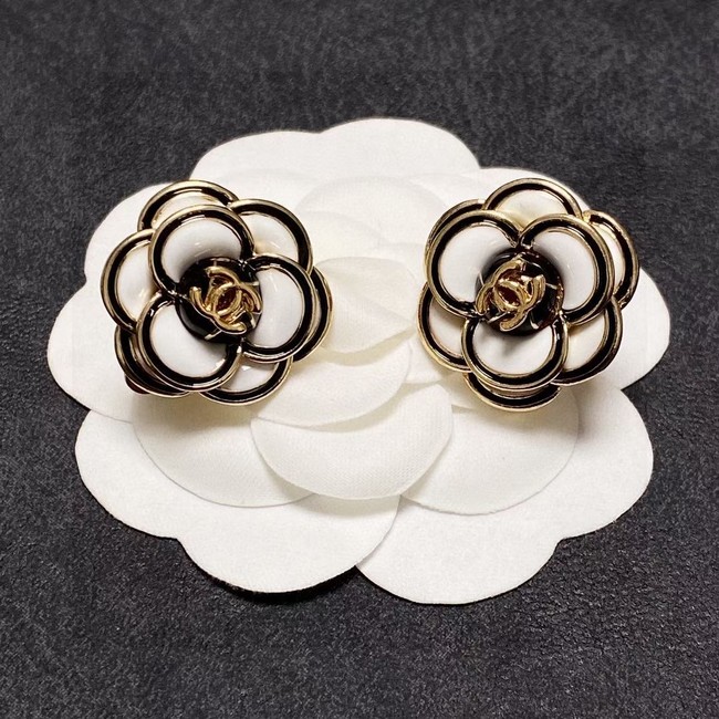 Chanel Earrings CE15451