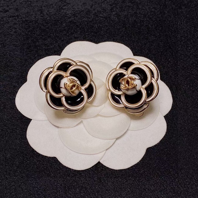 Chanel Earrings CE15452