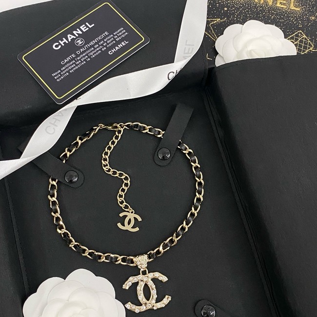 Chanel necklace CE15492