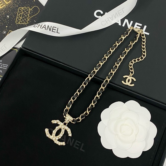 Chanel necklace CE15492