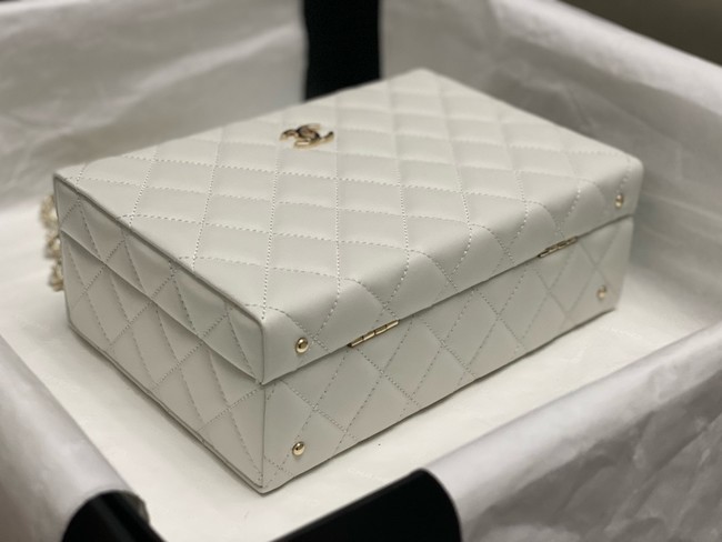 CHANEL BOX BAG AS5168 white