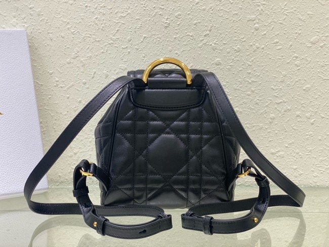 DIOR Medium Dior Caro Backpack M6302UN black