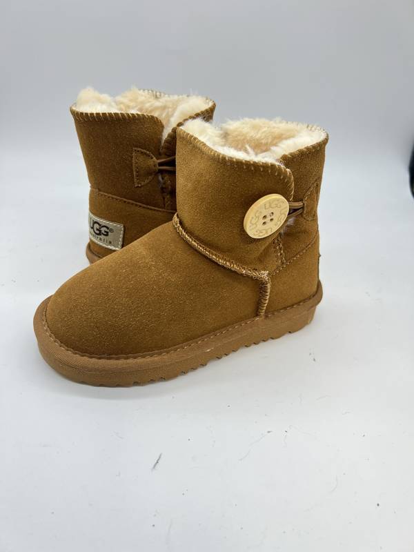 UGG Children