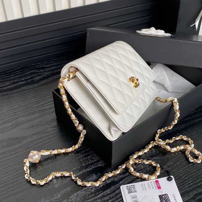 Chanel WALLET ON CHAIN AP4282 white