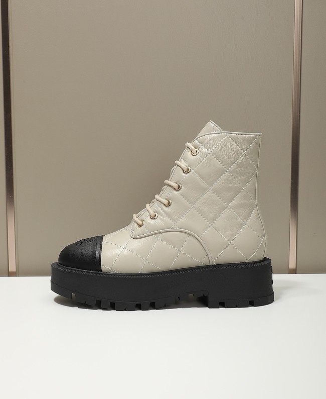 Chanel WOMENS SHORT BOOTS 55704-1