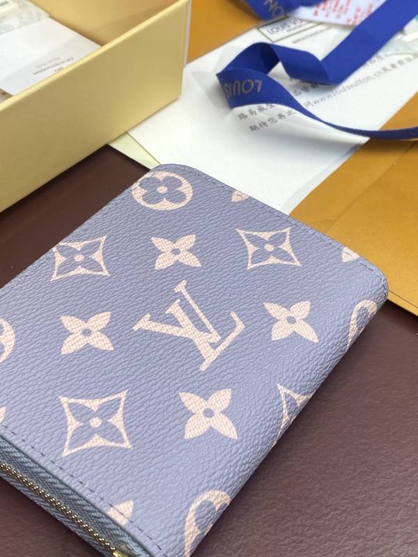 LV Wallet LVW00004