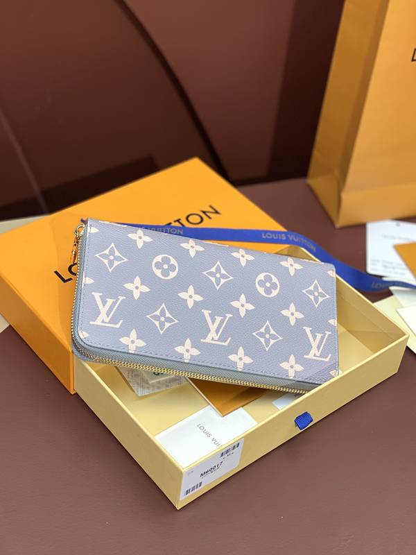 LV Wallet LVW00008