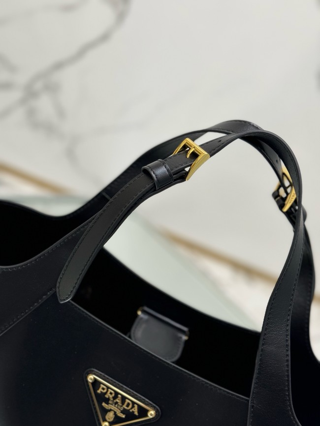 Prada medium leather tote bag 1BG483 black