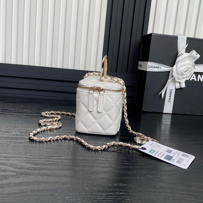 Chanel CLUTCH WITH CHAIN AP4317 WHITE