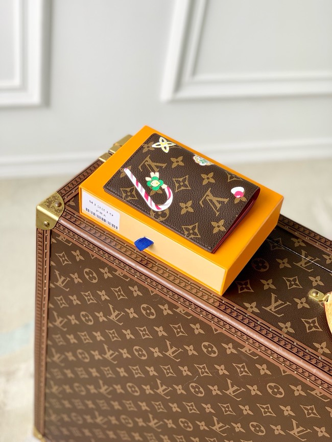 Louis Vuitton Passport Cover M12219