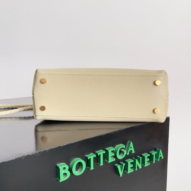 Bottega Veneta Small Andiamo Silky calfskin 766014 Natural