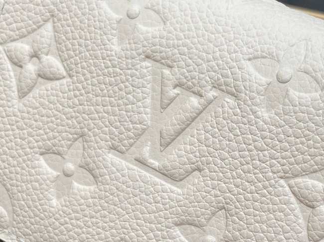 Louis Vuitton Lisa Wallet M12674 Snow