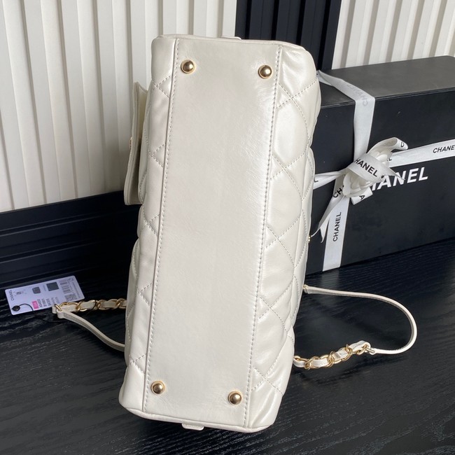 CHANEL CLUTCH WITH CHAIN AS4933 white