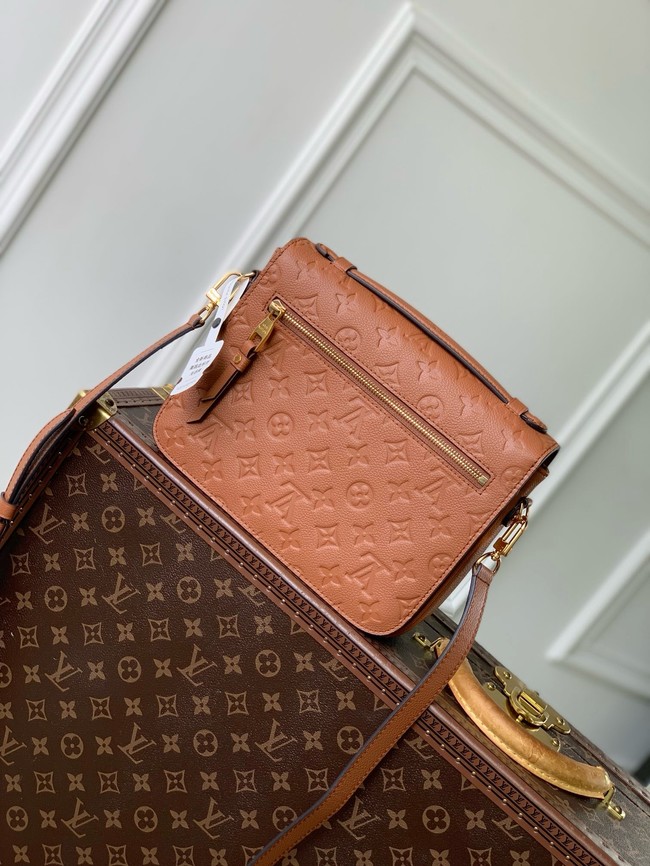 Louis Vuitton Pochette Metis M12711 Cognac Brown