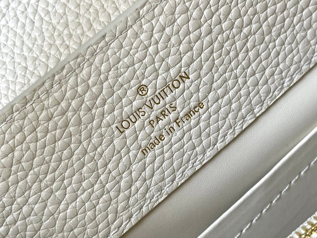 Louis Vuitton Capucines BB M48865 white