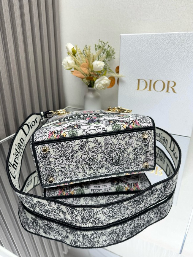 DIOR Medium gray Embroidery with White Miss M0565OT