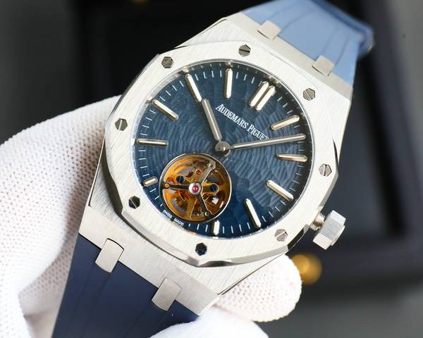 Audemars Piguet Watch APW00084