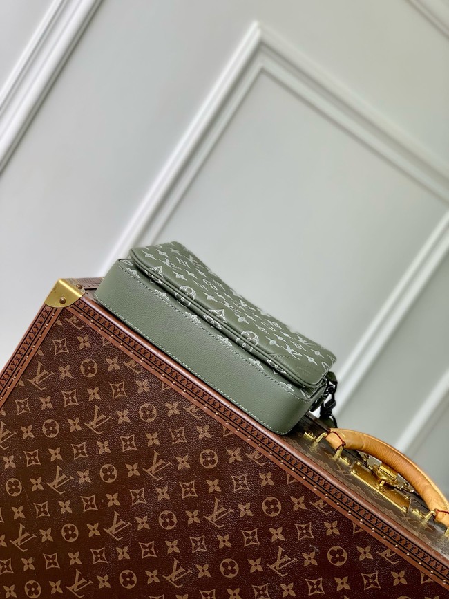 Louis Vuitton Trio Messenger M12490 Olive Green