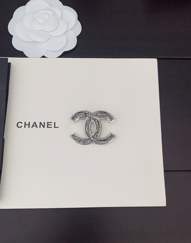 Chanel brooch CE15906