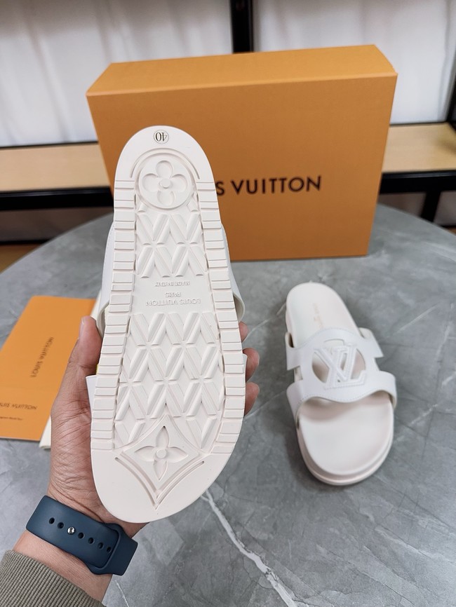 Louis Vuitton Sandals 55766-3