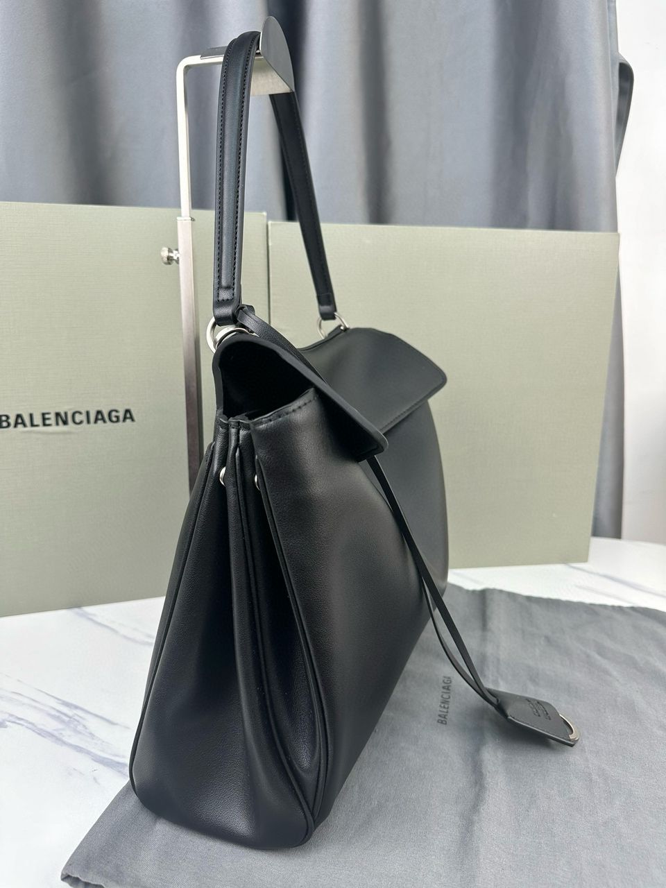 Balenciaga Rodeo Medium Handbag in black smooth calfskin 9027 aged-silver hardware