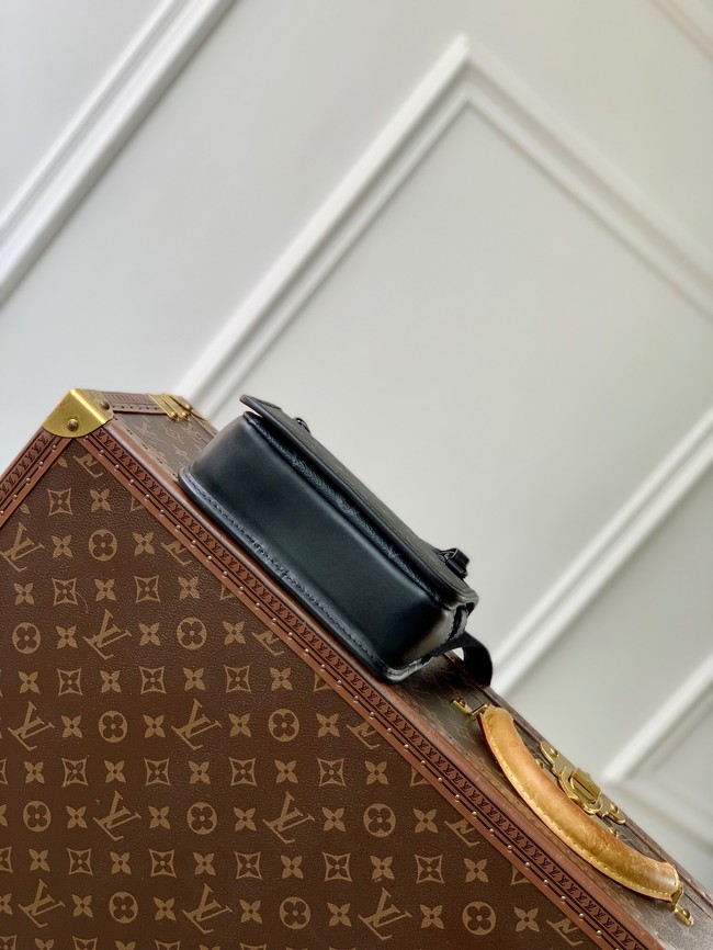 Louis Vuitton Bosphore Wearable Wallet M12599 black