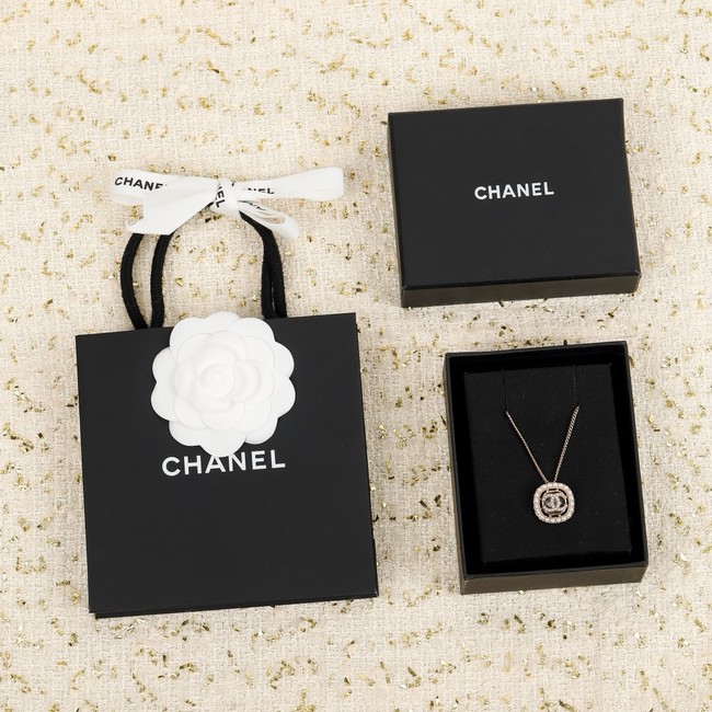 Chanel necklace CE16355