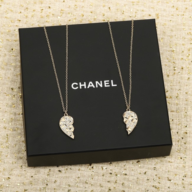 Chanel necklace CE16390