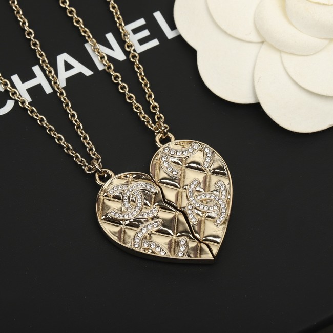 Chanel necklace CE16390