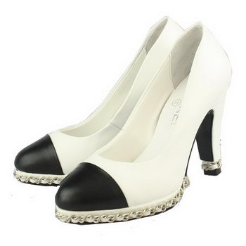 Chanel Golden Chain Sheepskin Pumps White