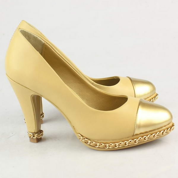 Chanel Golden Chain Sheepskin Pumps Apricot